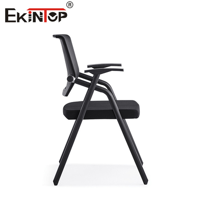 চাকা এবং জাল উপাদান সঙ্গে আধুনিক শৈলী stackable প্রশিক্ষণ চেয়ার